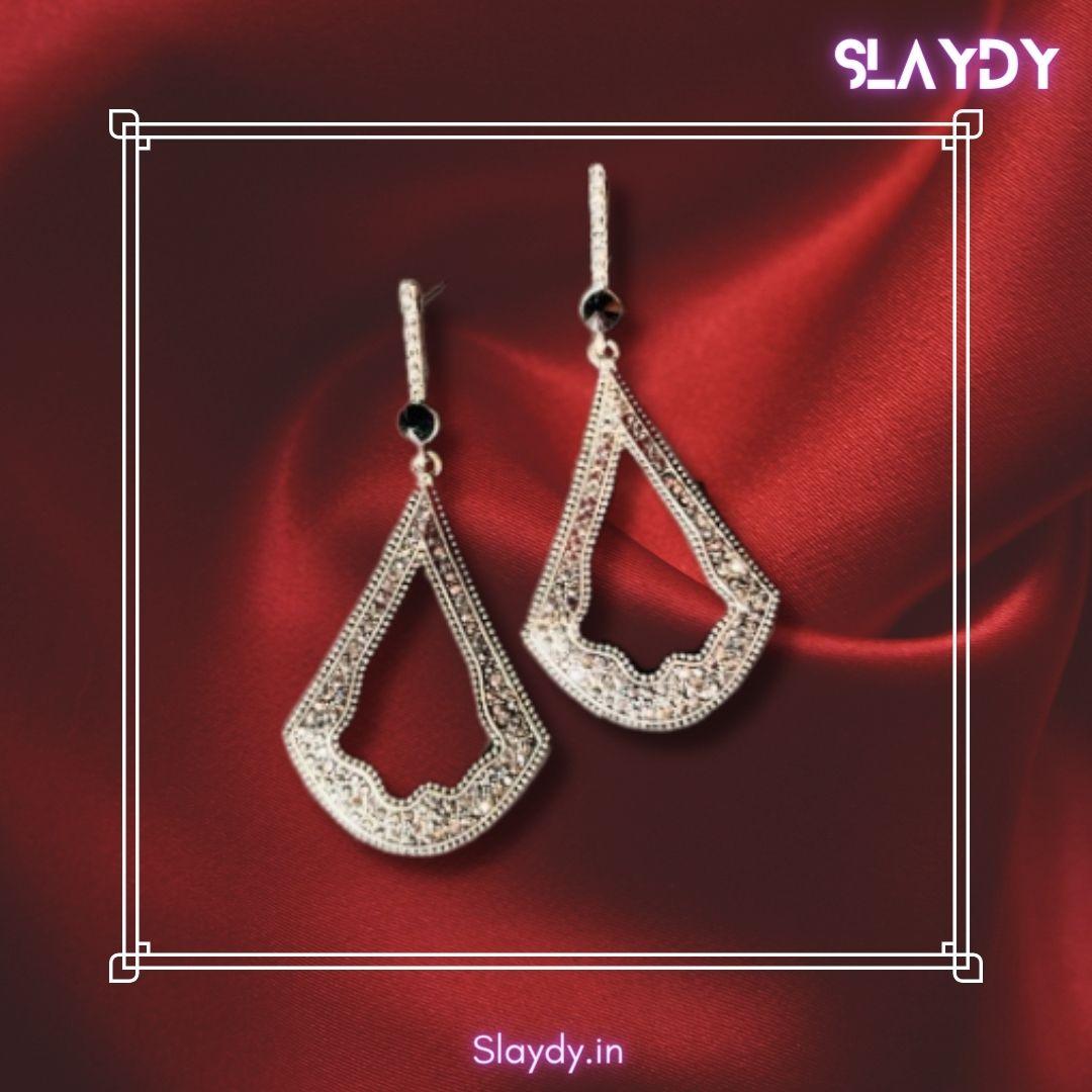 Stardust Dangler - SLAYDY